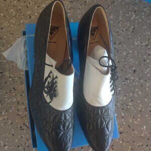 John Fluevog Lotus shoes size 12 W 10 M New